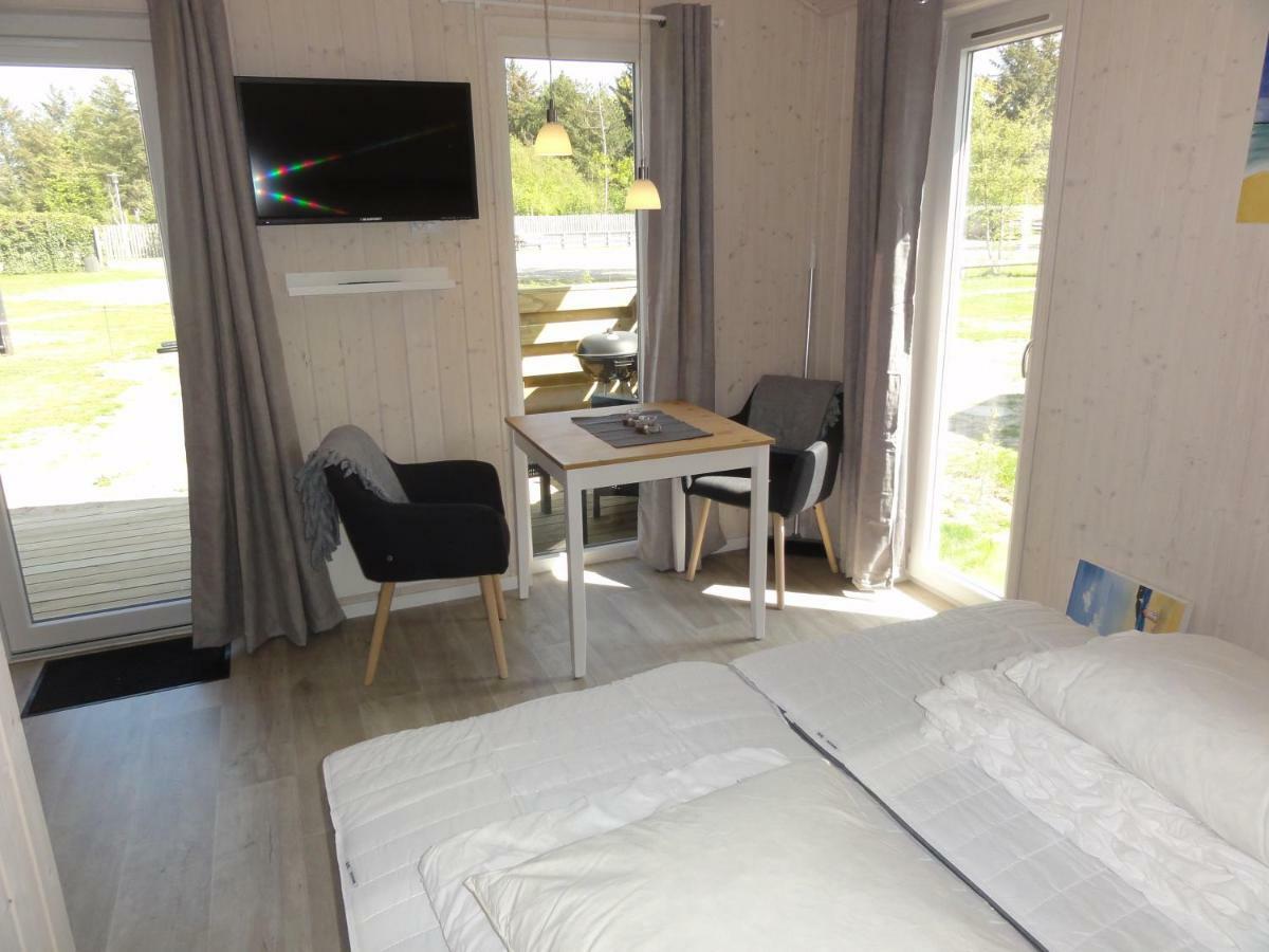Tornby Strand Camping Cottages Hirtshals Exteriér fotografie